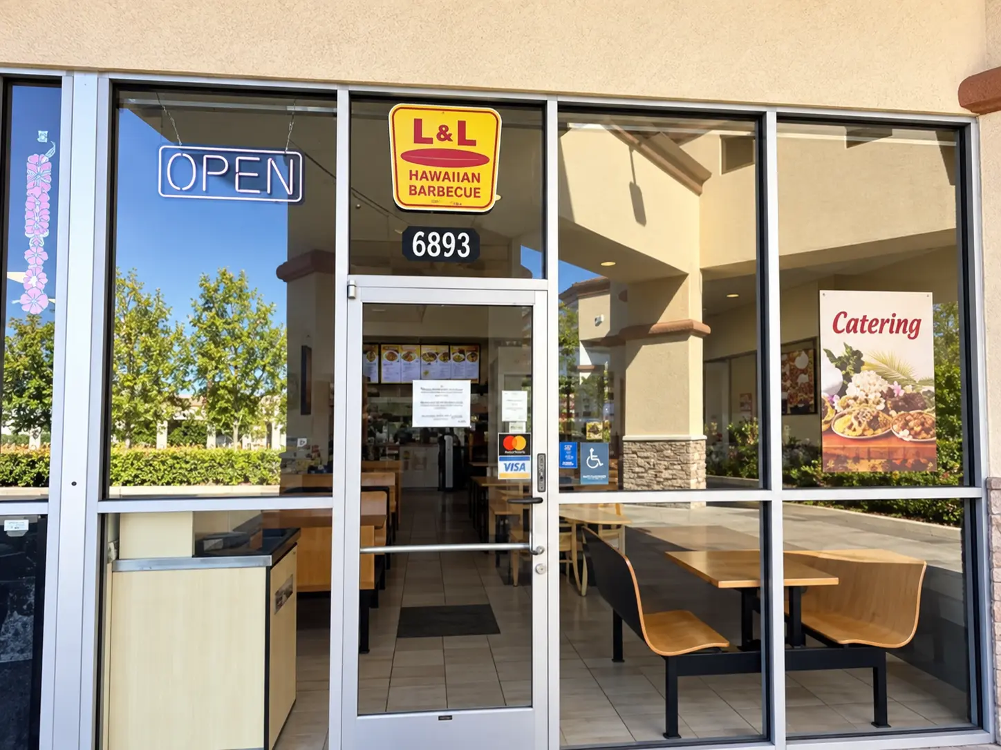 Photo of L&L Hawaiian Barbecue - Daly City restaurant in Daly City