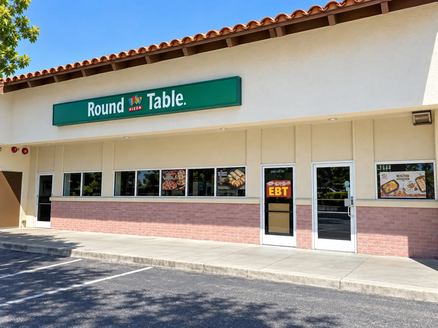 Photo of Round Table Pizza restaurant in Daly City