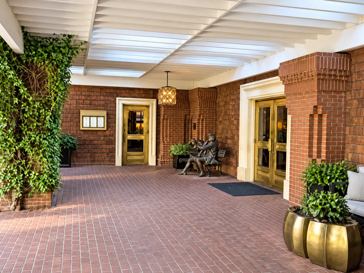 Photo of Menlo Tavern restaurant in Menlo Park