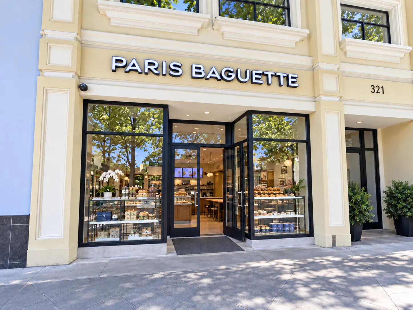 Photo of Paris Baguette restaurant in Mountain View