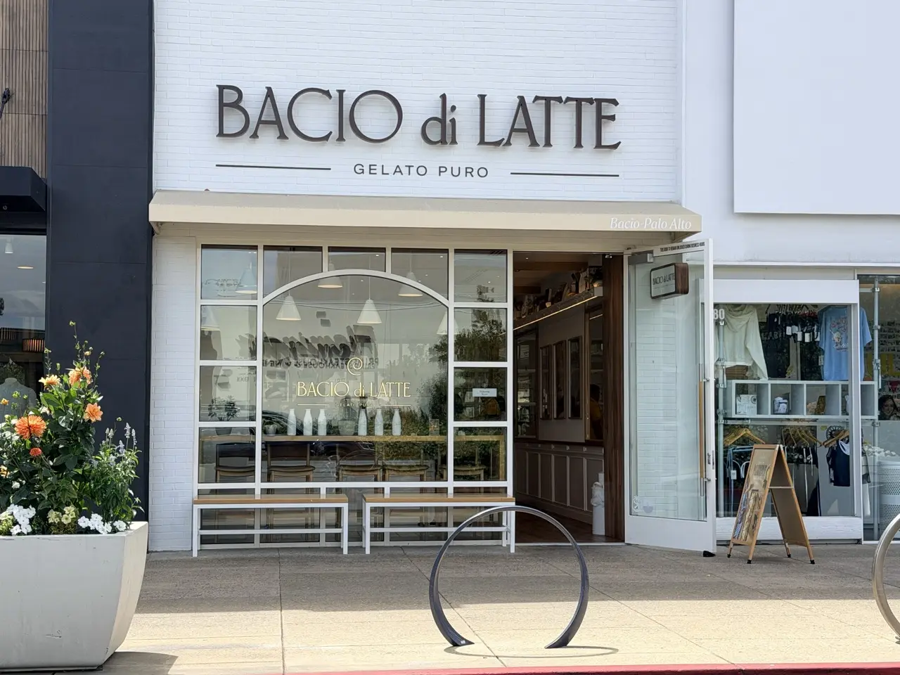 Photo of Bacio di Latte restaurant in Palo Alto