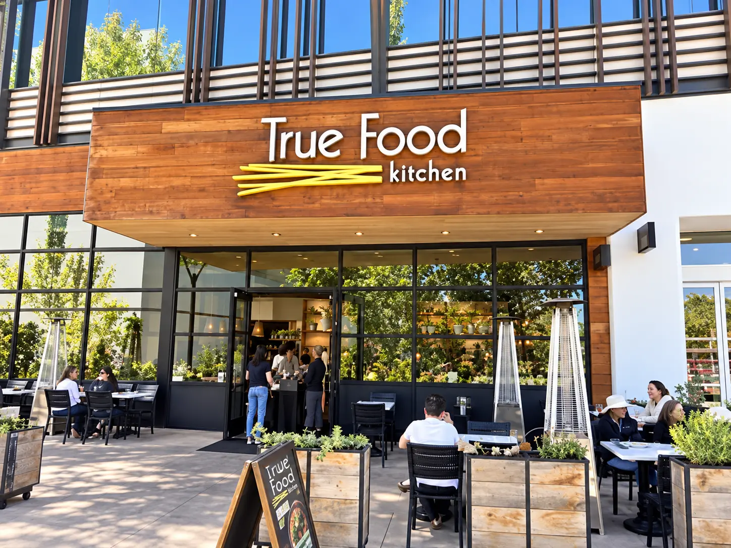 Photo of True Food Kitchen restaurant in Palo Alto