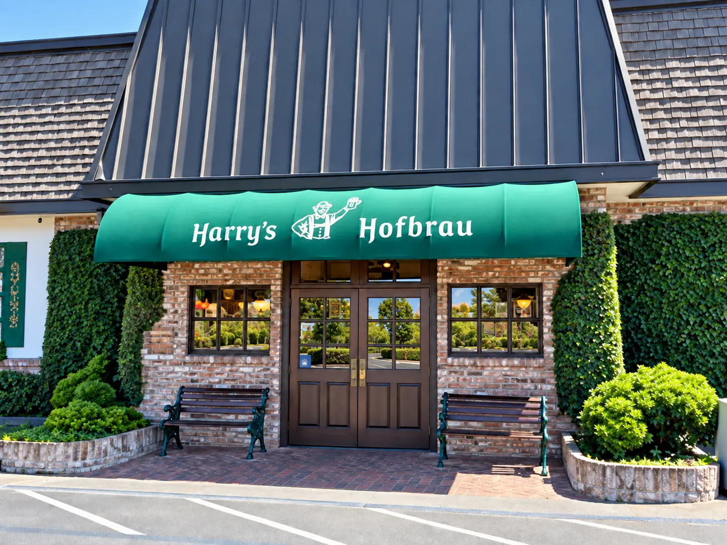 Photo of Harry's Hofbrau restaurant in Redwood City