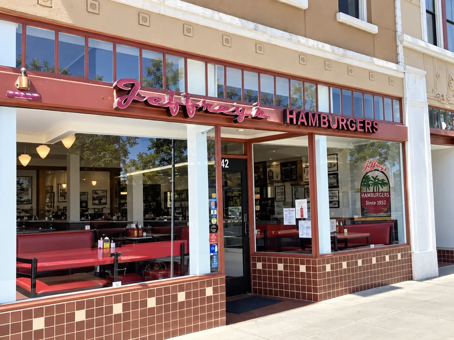 Photo of Jeffrey's Hamburgers restaurant in San Mateo