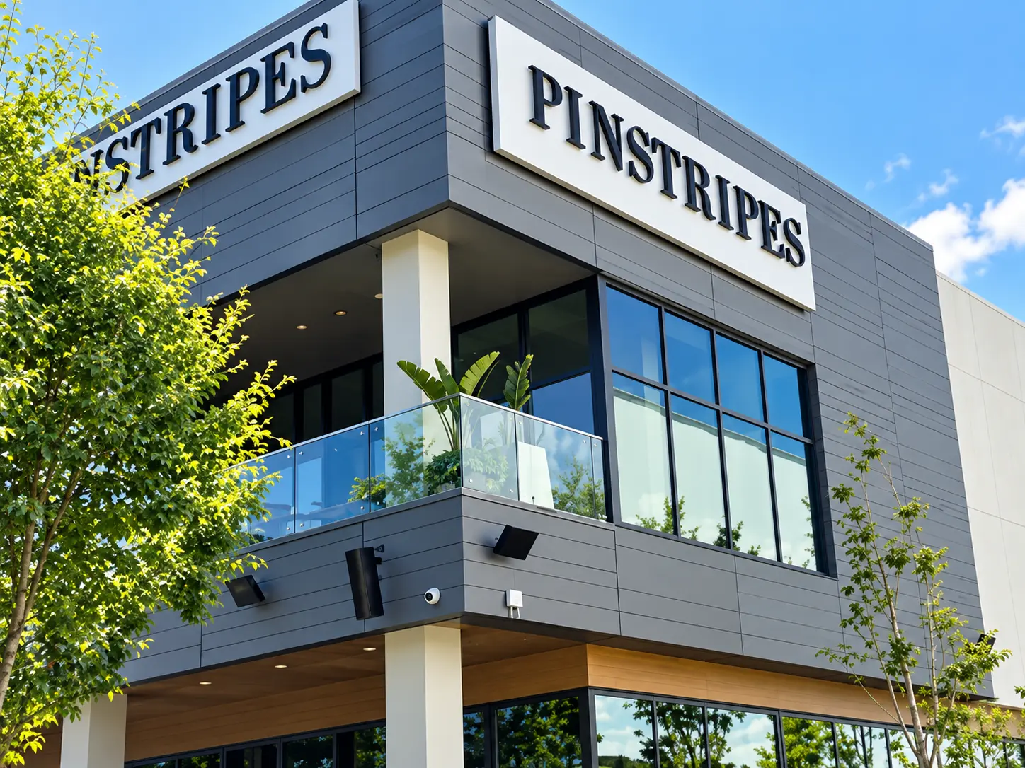 Photo of Pinstripes restaurant in San Mateo