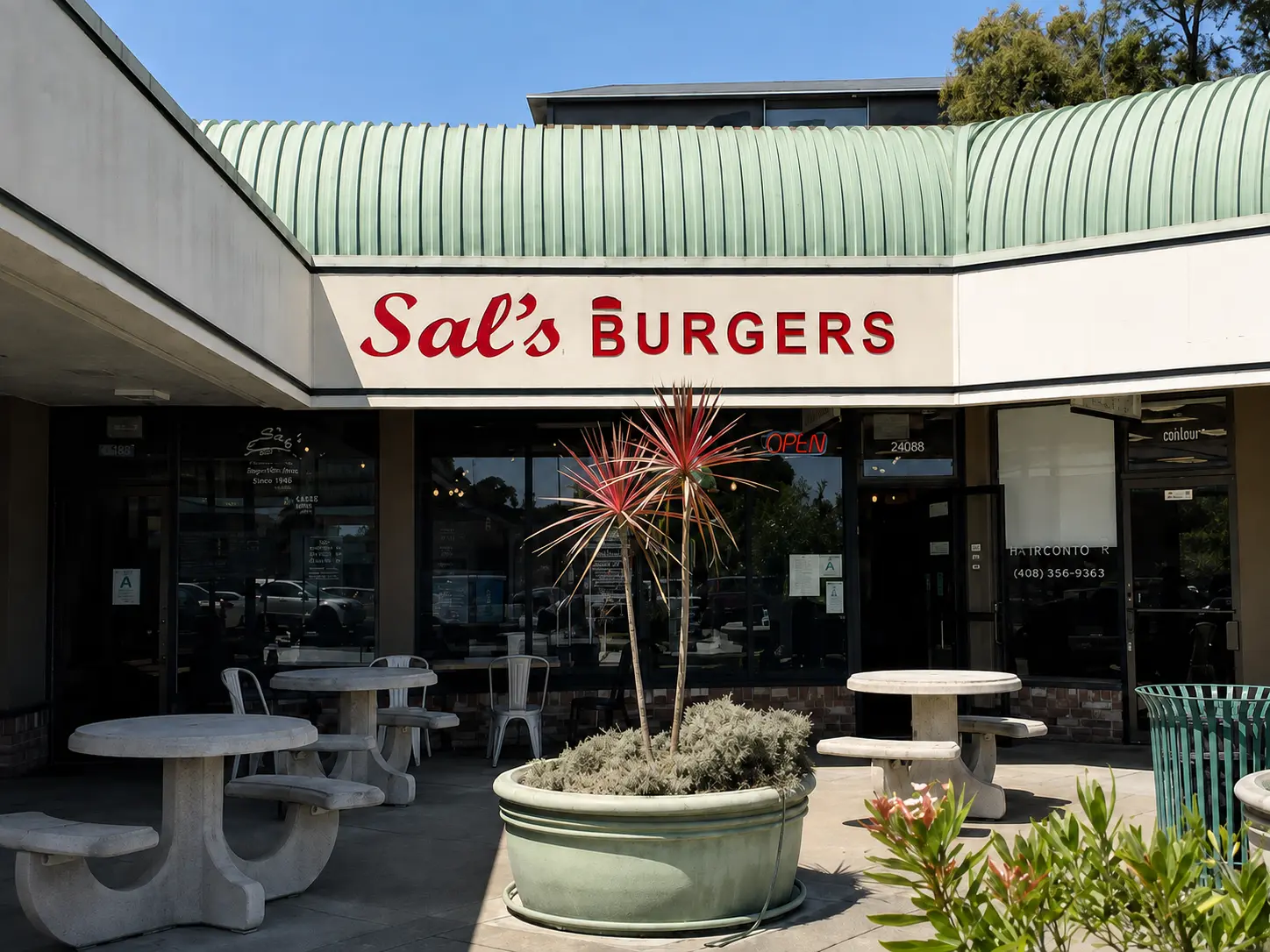 Photo of Sal's Burgers restaurant in San Mateo