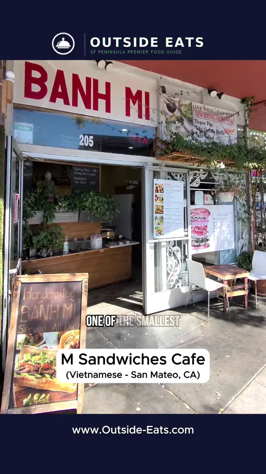 M sandwiches Cafe